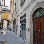 Chiasso Degli Armati