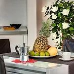 Alamanni Apartment By Mamo Florence
