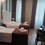 Hotel Montreal