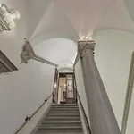 Maggio Palace By Vacavilla