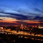 Roberto\'s Apartment. Firenze Piazza Santa Croce.