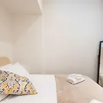 Art Gallery Apartment In Florence - Hosted By Sweetstay