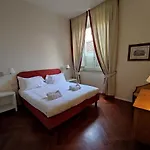 Cashmere Apartment A Stone\'S Throw From The Duomo