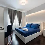 Ponte Vecchio Deluxe Apartments