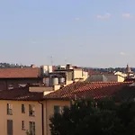 Santa Maria Novella - Golden Lily Florence, City Center Apartment