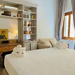 Santa Maria Novella apt