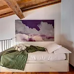 Gastone Apartment By Mamo Florence