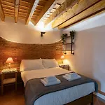 Serragli Court-Hosted By Sweetstay