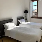Porta Rossa Apartment