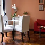 Vittoria Apartment