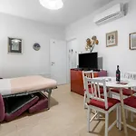 Wine Apartments Florence Masseto