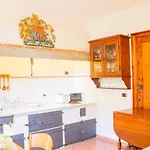Machiavelli Superior House