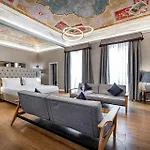 Martelli 6 Suite & Apartments