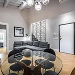 Hs4U Ricasoli Luxury apartment near Duomo N.1
