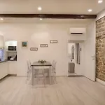 Florence Little Suite