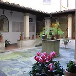 Casa Santo Nome Di Gesu