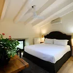 Duomo Luxury Apartment With Private Pool
