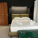 Porte Nuove 1 Suite Room