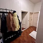 Comfortable Room In A Pet-Friendly Home