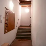 Terme Apartment By Mamo Florence