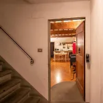 Terme Apartment By Mamo Florence