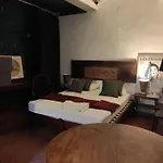 Lovely Portion Of Property Near Piazza Santo Spirito