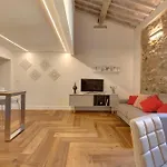 Mattonaia Apartment By Mamo Florence