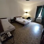 Hotel Montreal