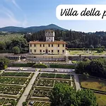 Careggi free parking