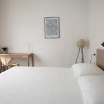 Leopoldo Cozy Loft - Tram, Air C, Netflix