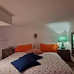 Laura B & B