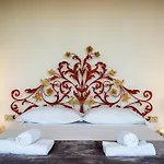 The Luxor Suites - Turati