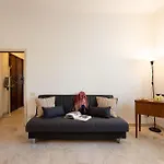 Locanda dei Poeti Rooms&Apartments