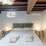 Calzaiuoli 10 - Boutique Apartment