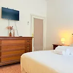 Florence San Jacopino Suite