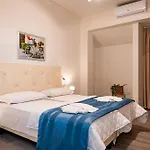 Florence Rooms Novella