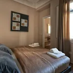 GOGO` Petit Hotel
