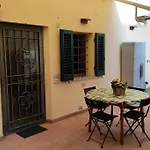 Casa Del Borgo