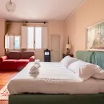 Suite Caravaggio- Camere Con Bagno Privato In Appartamento Condiviso Oltrarno