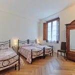 Casa Santo Nome Di Gesu