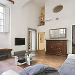 Historic Loft In The Heart Of Florence
