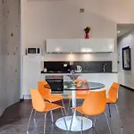 Glam Apartments
