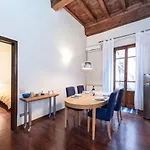 Tornabuoni Apartment