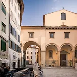 Santa Felicita Apartments
