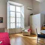 Leonardo Da Vinci Cozy Studio