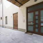 Leonardo Da Vinci Cozy Studio