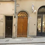 Romantic Pitti By Mmega