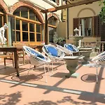 Hostel Archi Rossi
