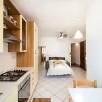 Porcellana 25 House