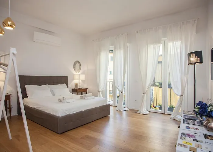 Guicciardini Apartment
